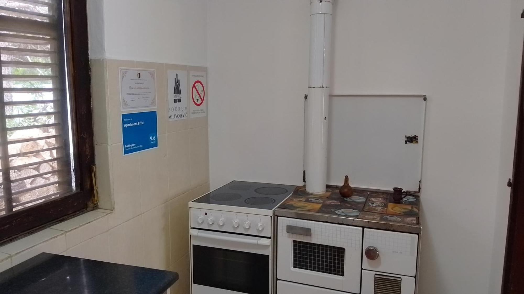 Przic House Apartment Неготин Екстериор снимка